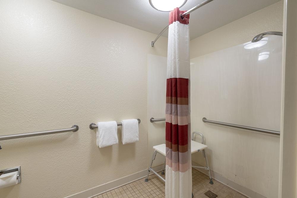 Red Roof Inn Cleveland Airport - מידלברג הייטס מראה חיצוני תמונה